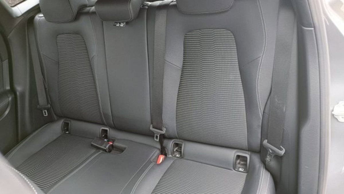 Mercedes-Benz GLA SUV 200 d Automatic Sport Plus (13)