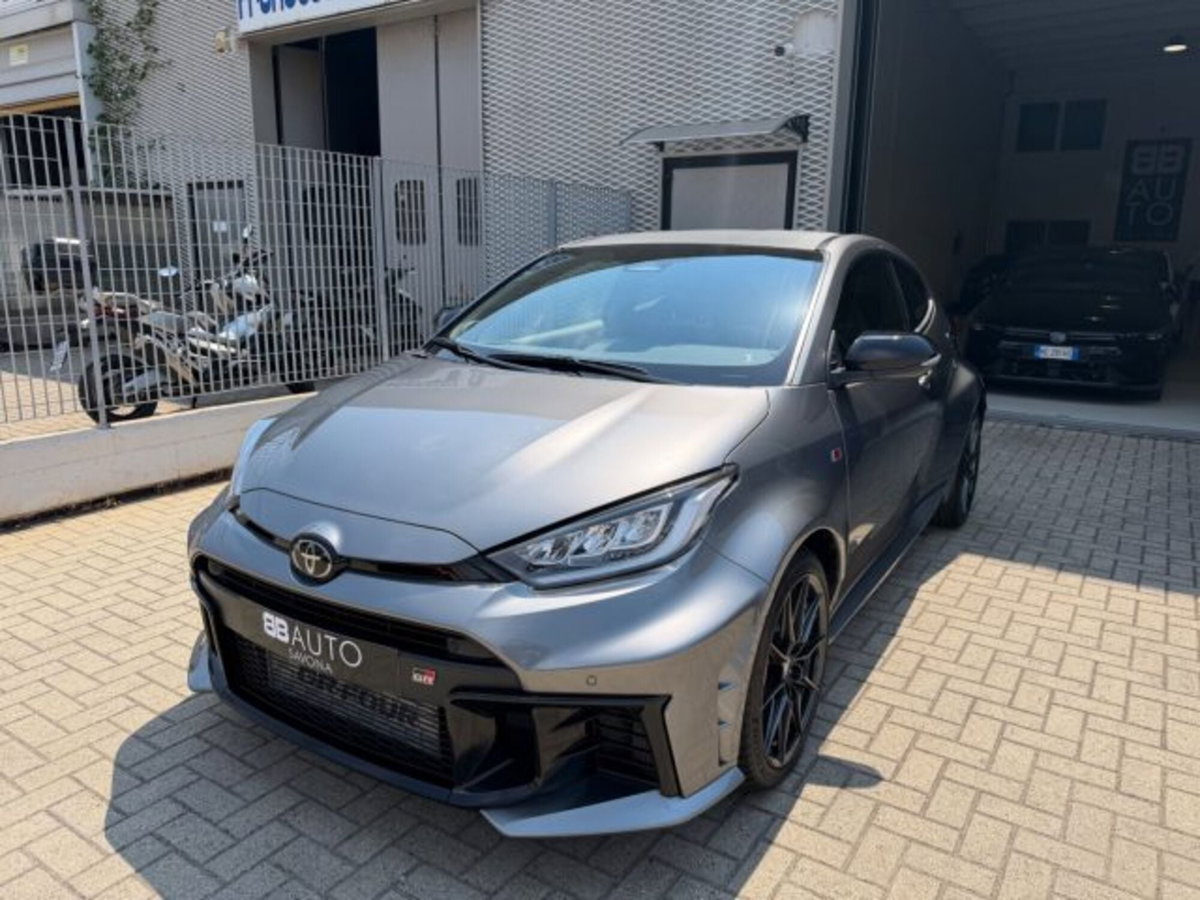 Toyota GR Yaris 1.6 Turbo 3 porte GR Yaris Circuit (2)