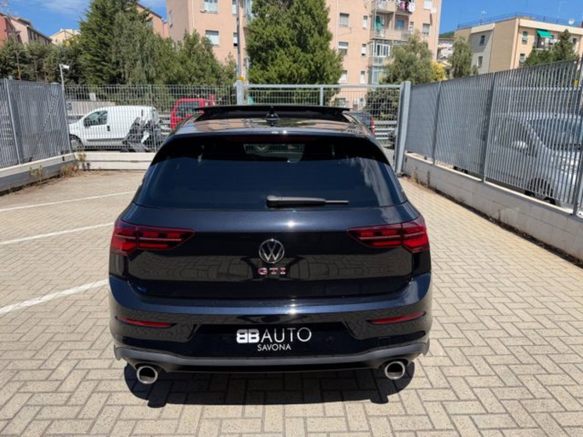 Volkswagen Golf 2.0 tsi GTI MT Ultimate 245cv (8)