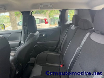 Jeep Renegade 1.3 T4 190CV PHEV 4xe AT6 Business Plus (6)