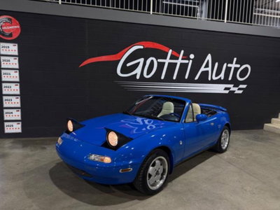 Mazda MX-5 1.6i 16V cat Black Special usata