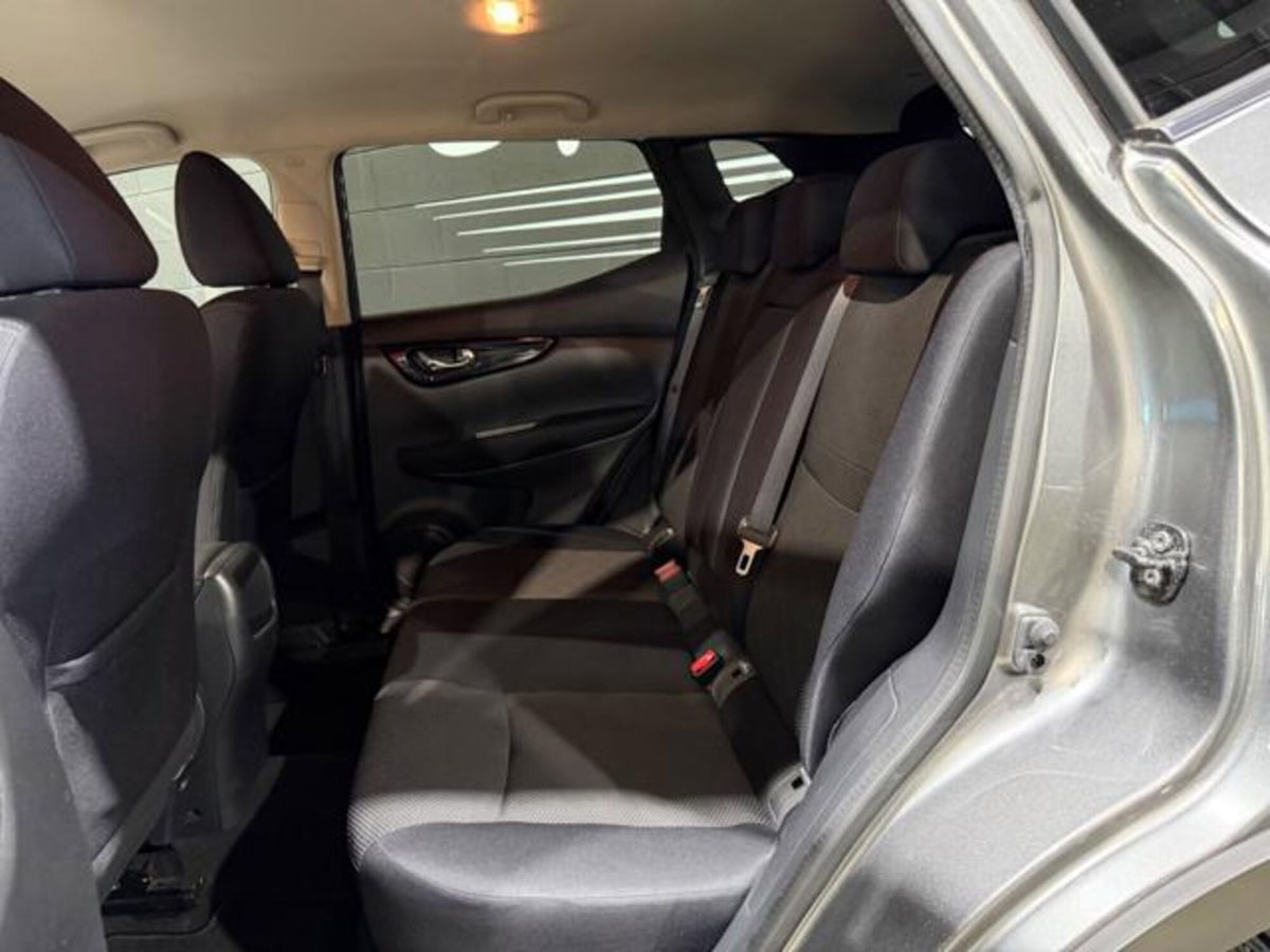 Nissan Qashqai 1.2 DIG-T 360 (13)
