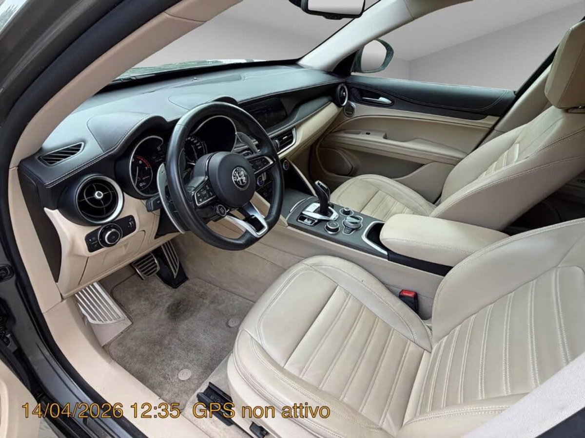 Alfa Romeo Stelvio Stelvio 2.0 Turbo 280 CV AT8 Q4 Ti (10)