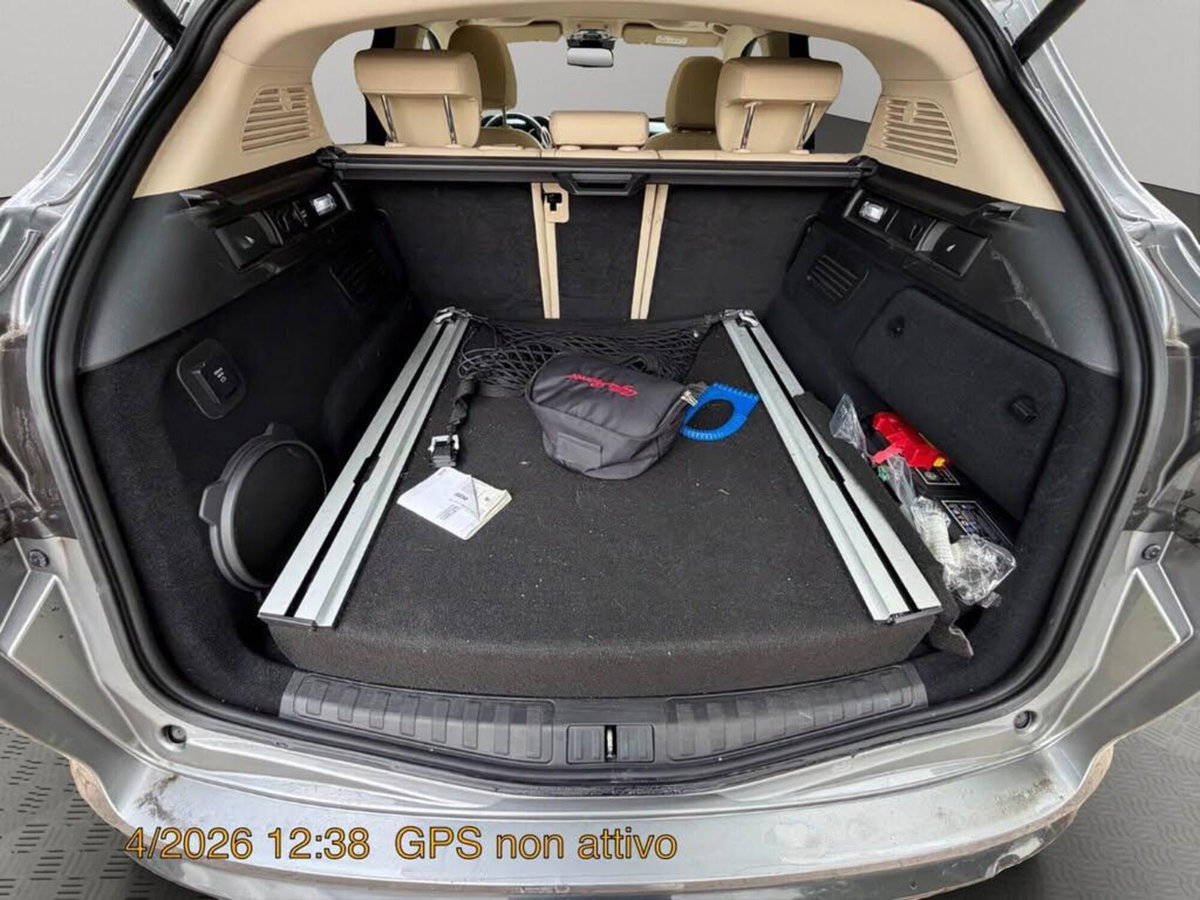 Alfa Romeo Stelvio Stelvio 2.0 Turbo 280 CV AT8 Q4 Ti (12)