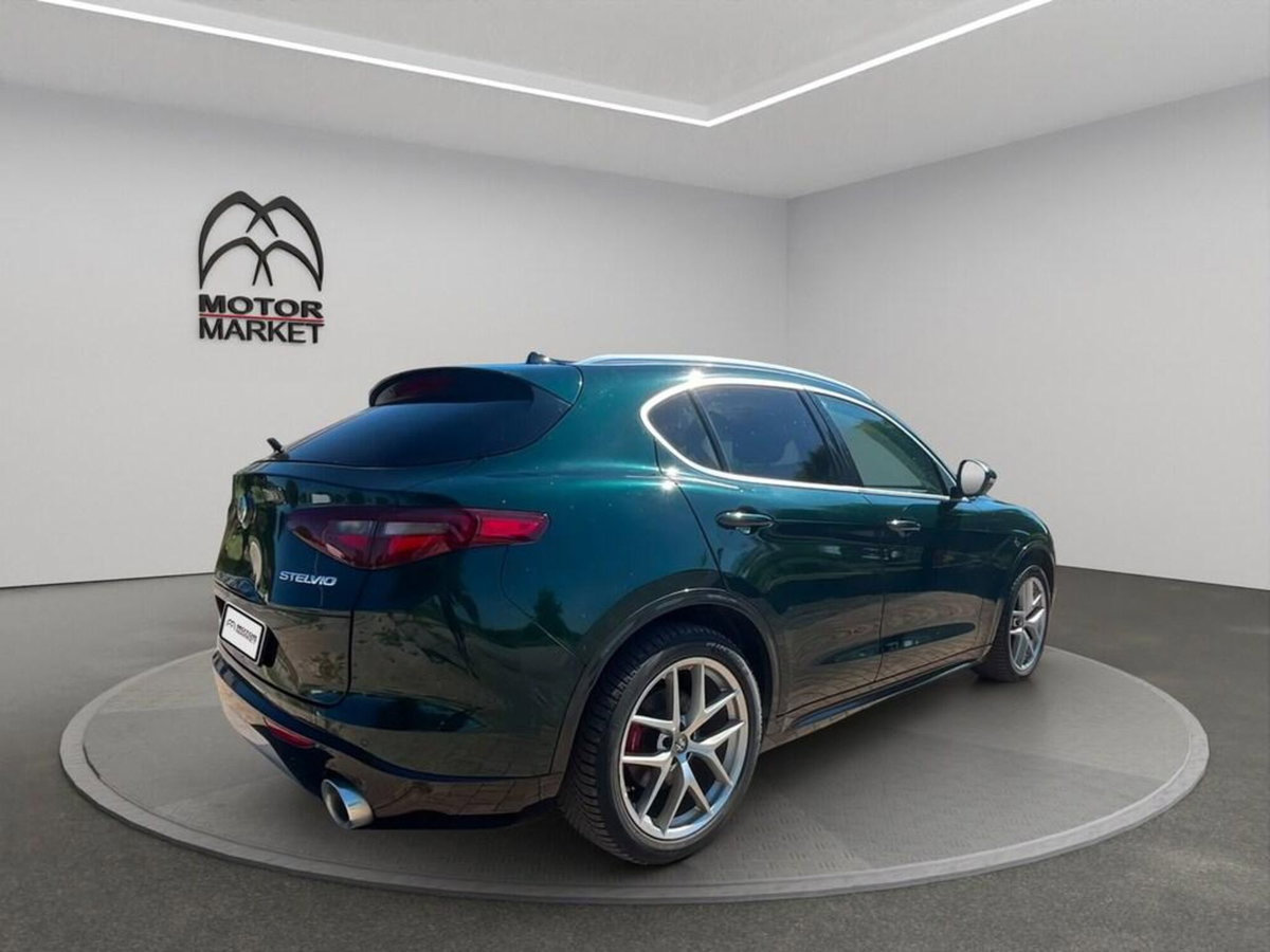 Alfa Romeo Stelvio Stelvio 2.0 Turbo 280 CV AT8 Q4 Ti (7)