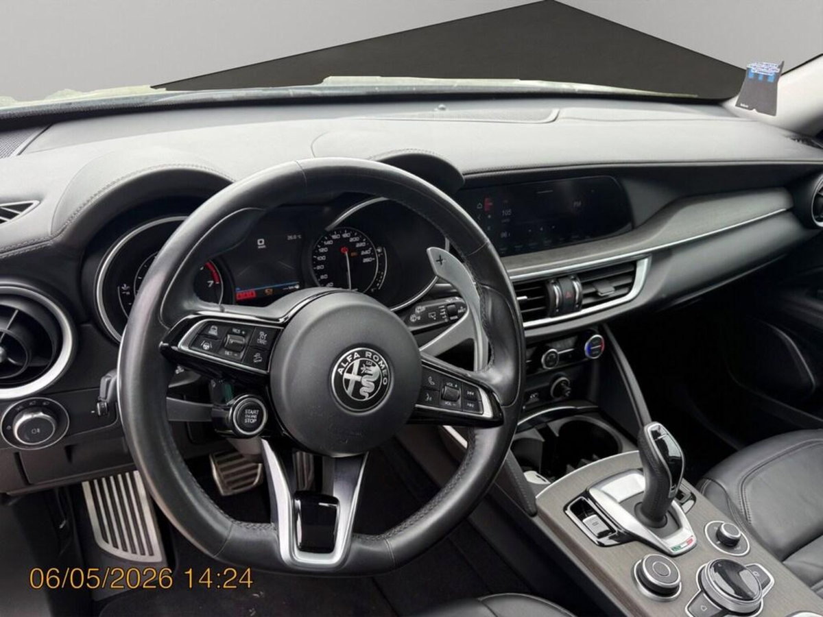 Alfa Romeo Stelvio Stelvio 2.0 Turbo 280 CV AT8 Q4 Ti (11)