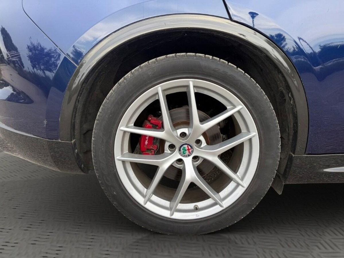 Alfa Romeo Stelvio Stelvio 2.0 Turbo 280 CV AT8 Q4 Ti (15)