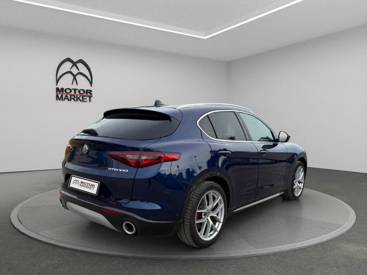 Alfa Romeo Stelvio Stelvio 2.0 Turbo 280 CV AT8 Q4 Ti (6)