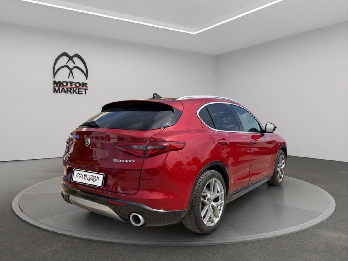 Alfa Romeo Stelvio Stelvio 2.0 Turbo 280 CV AT8 Q4 Ti (7)