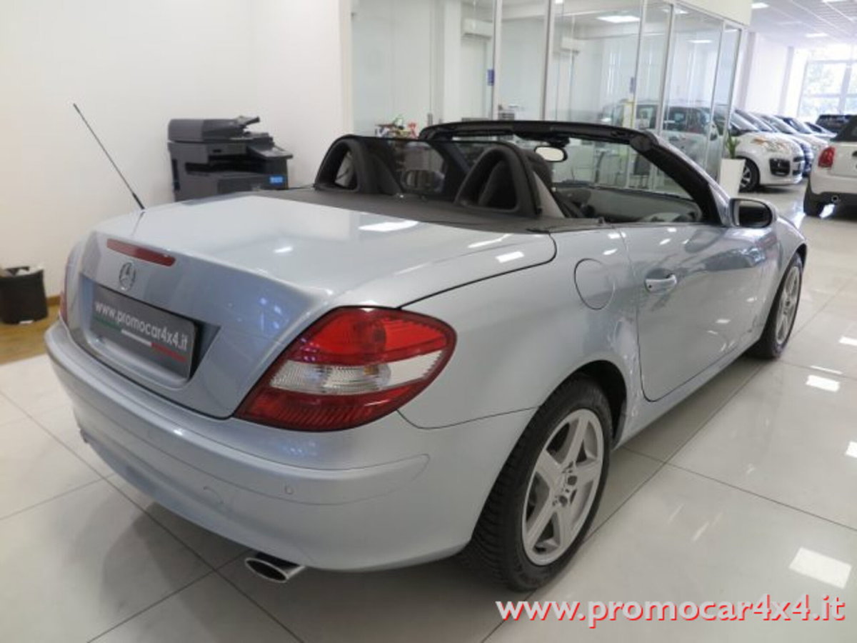 Mercedes-Benz SLK 200 Kompressor cat Sport (4)