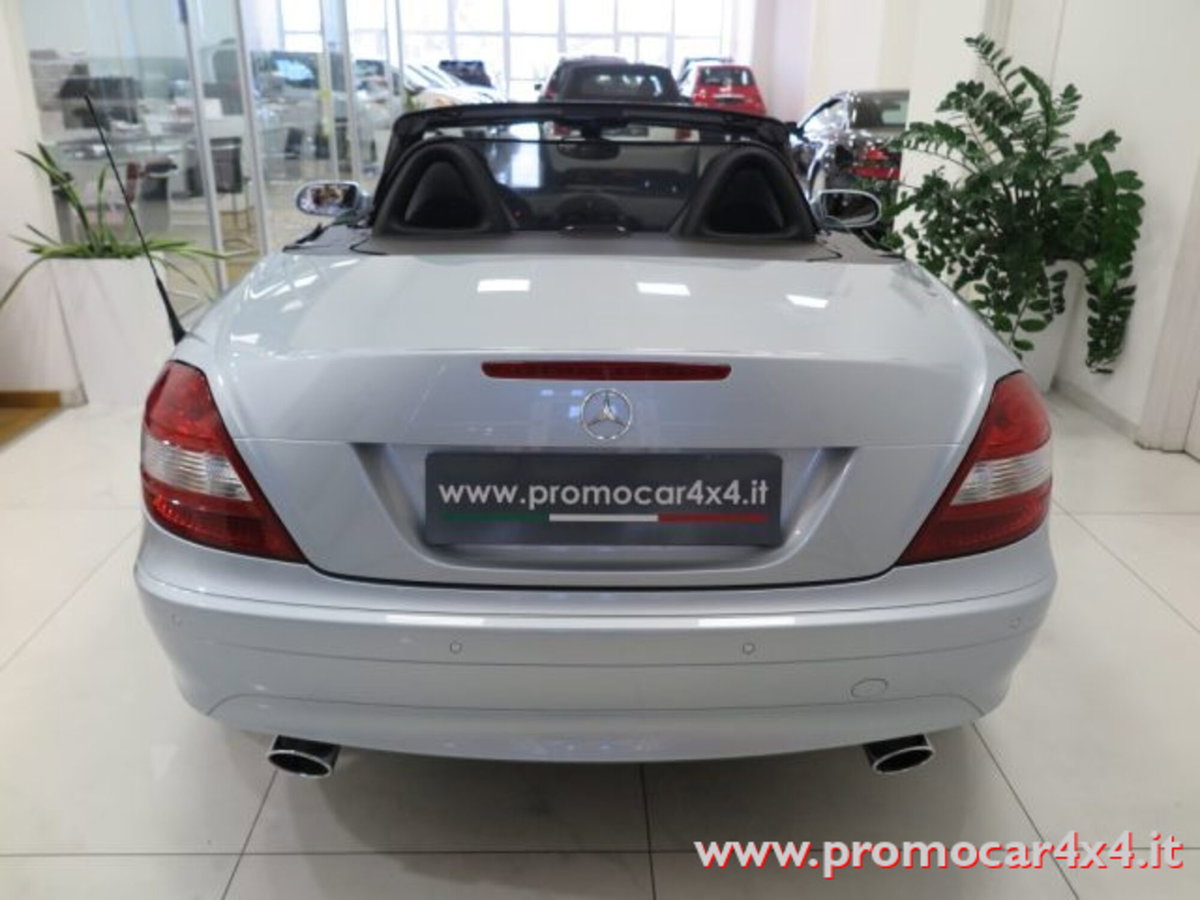 Mercedes-Benz SLK 200 Kompressor cat Sport (5)