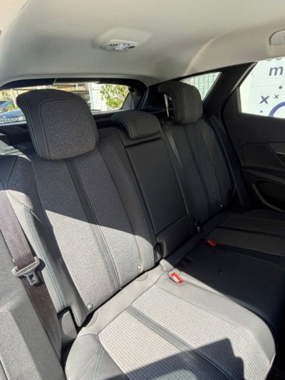 Peugeot 3008 BlueHDi 130 S&S EAT8 GT (6)