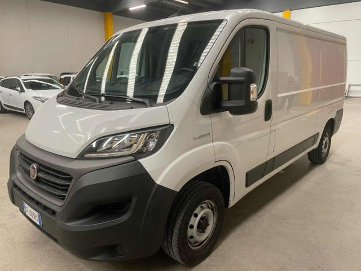 Fiat Ducato Furgone 35 2.2 Mjt 120CV PLM-SL-TM Furgone