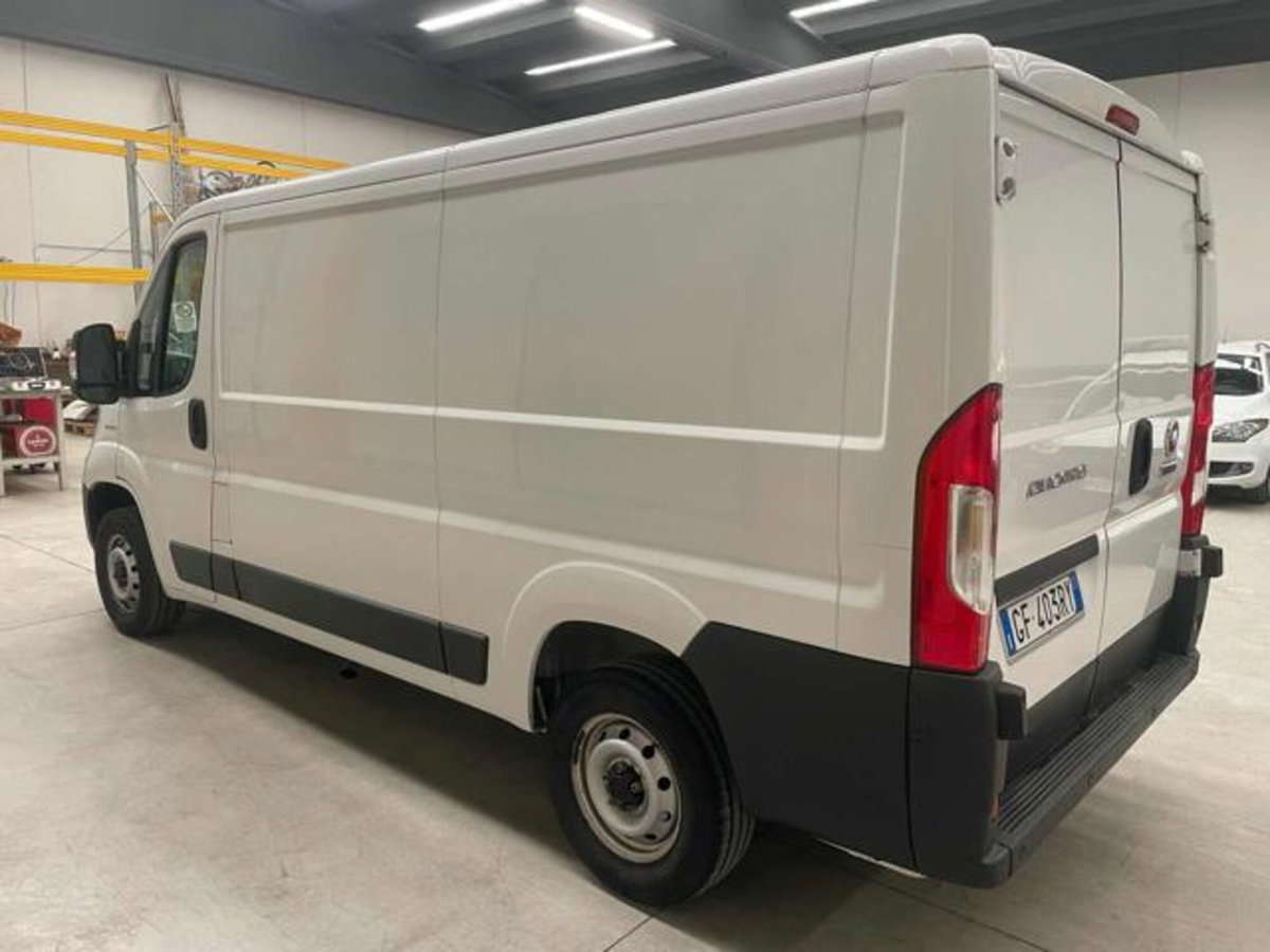 Fiat Ducato Furgone 35 2.2 Mjt 120CV PLM-SL-TM Furgone (2)
