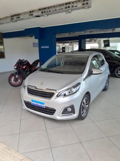 Peugeot 108 68 5 porte Allure usata