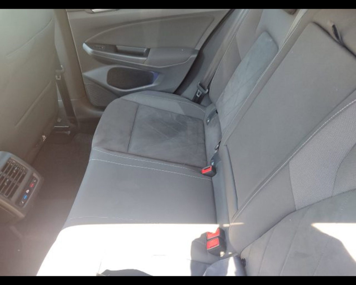 Volkswagen Golf 2.0 TDI 150 CV DSG 1st Edition Style (11)