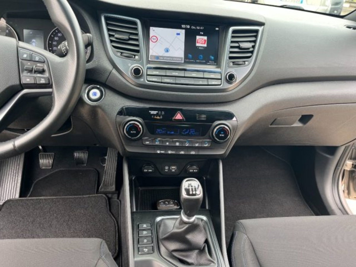 Hyundai Tucson 1.7 CRDi Classic (10)