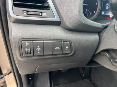 Hyundai Tucson 1.7 CRDi Classic (11)