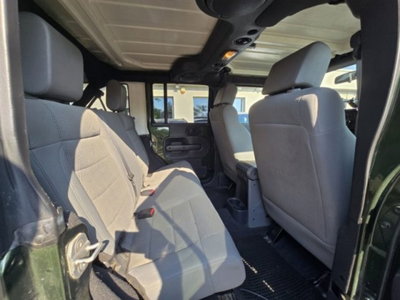 Jeep Wrangler Unlimited 2.8 CRD Rubicon (11)