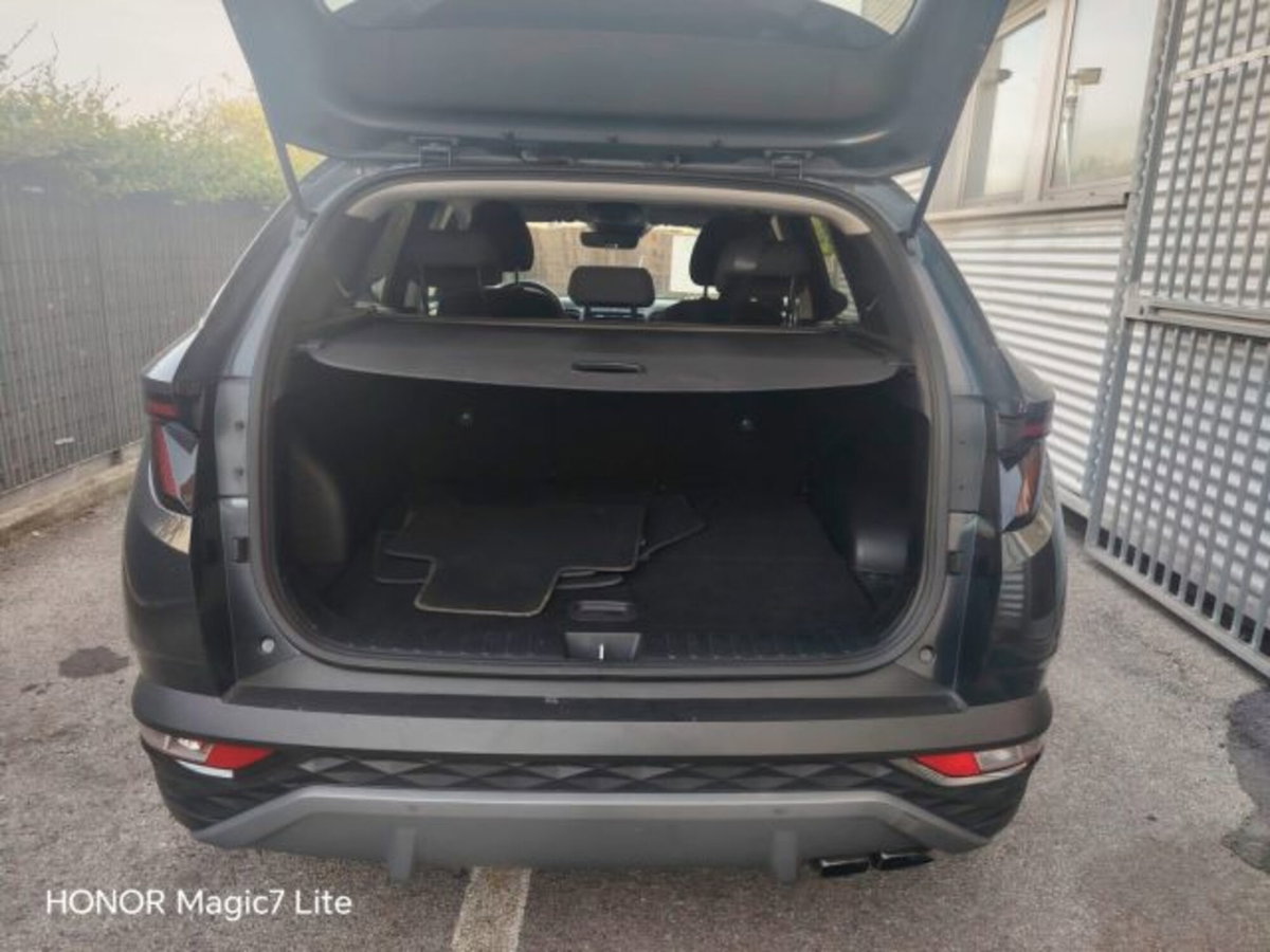 Hyundai Tucson 1.6 hev Xline 4wd auto (14)