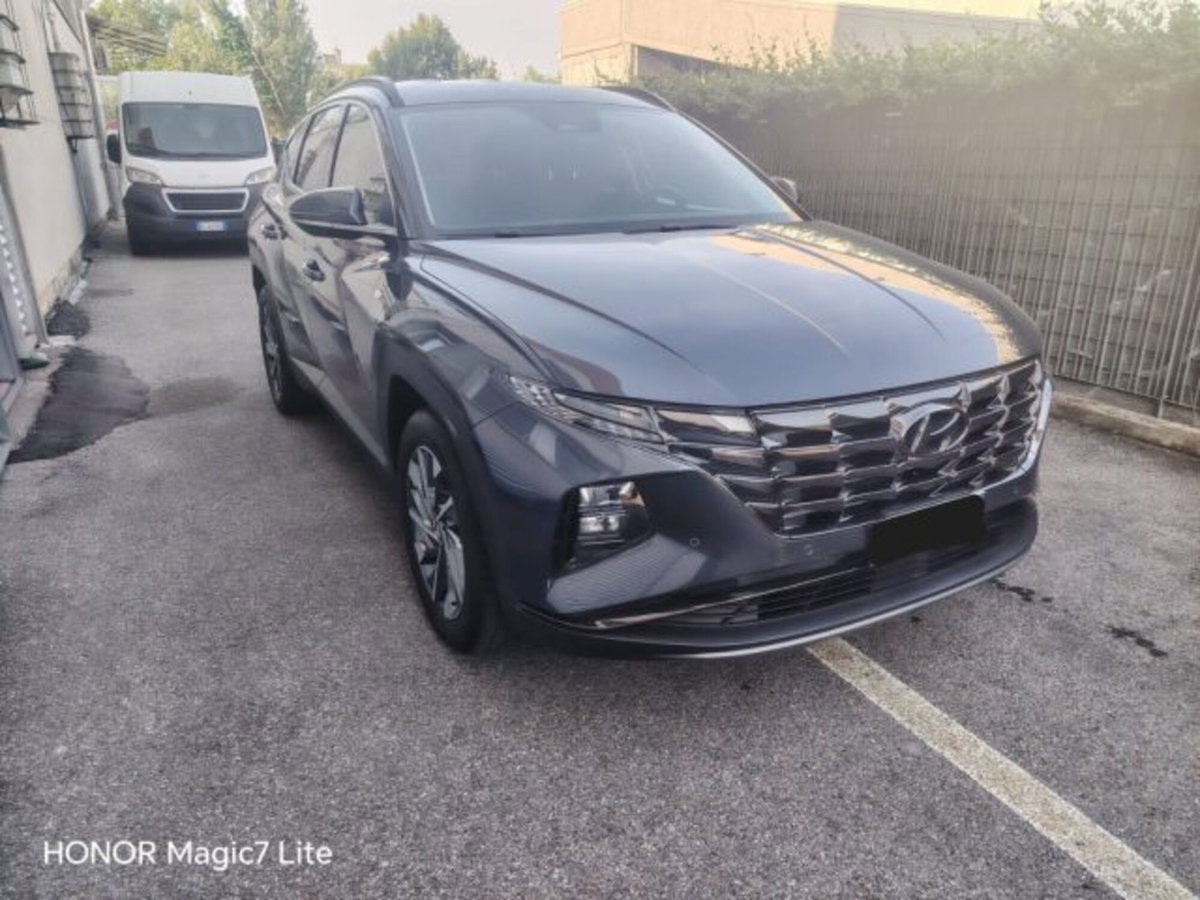 Hyundai Tucson 1.6 hev Xline 4wd auto (2)