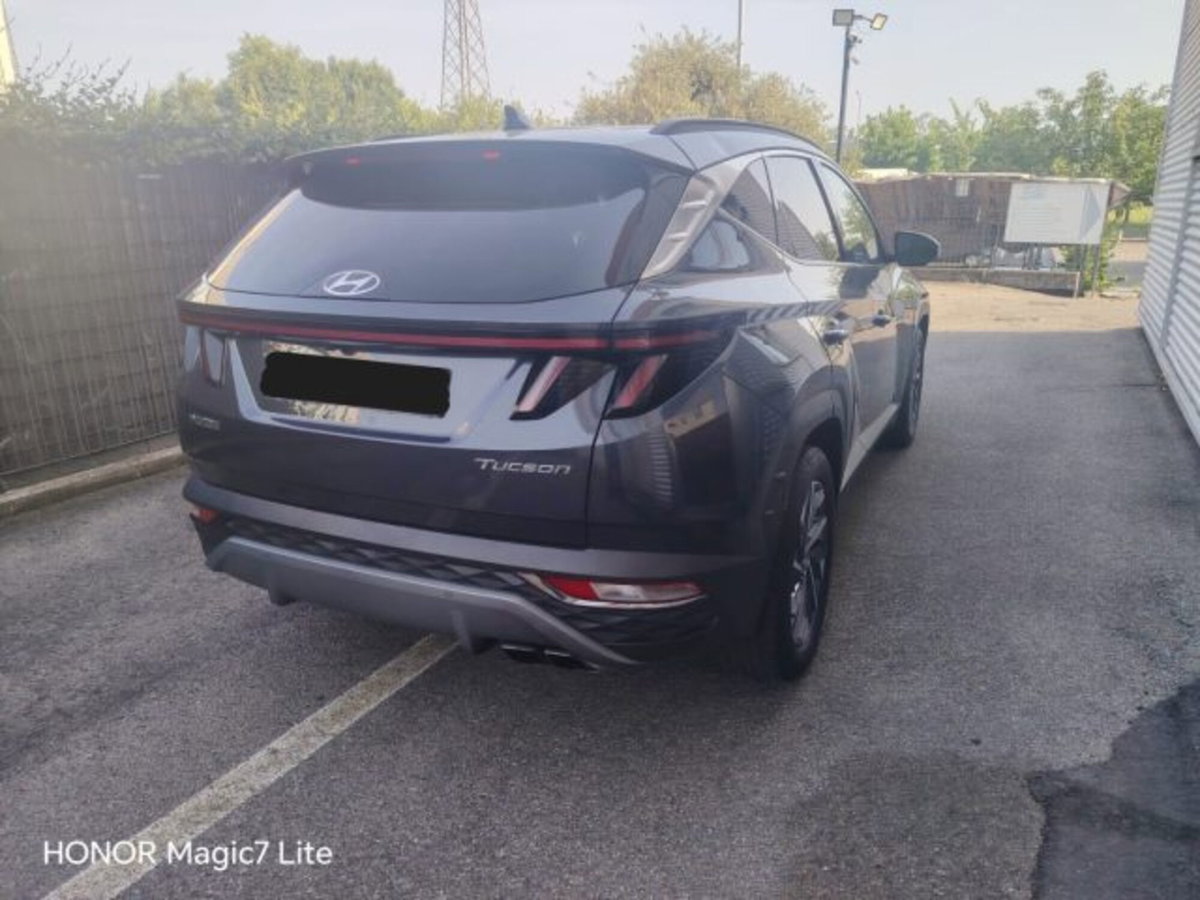 Hyundai Tucson 1.6 hev Xline 4wd auto (6)