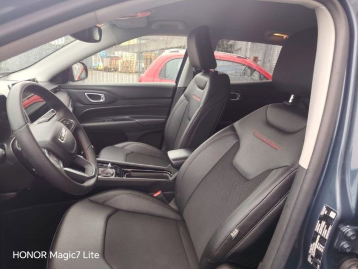 Jeep Compass 1.3 T4 240CV PHEV AT6 4xe Trailhawk (12)