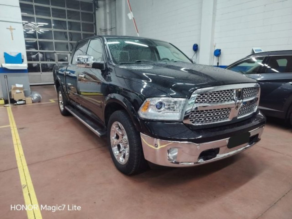 Ram Ram Pick-up Ram 1500 3.0 I6 Laramie Sport 420cv at8 (3)