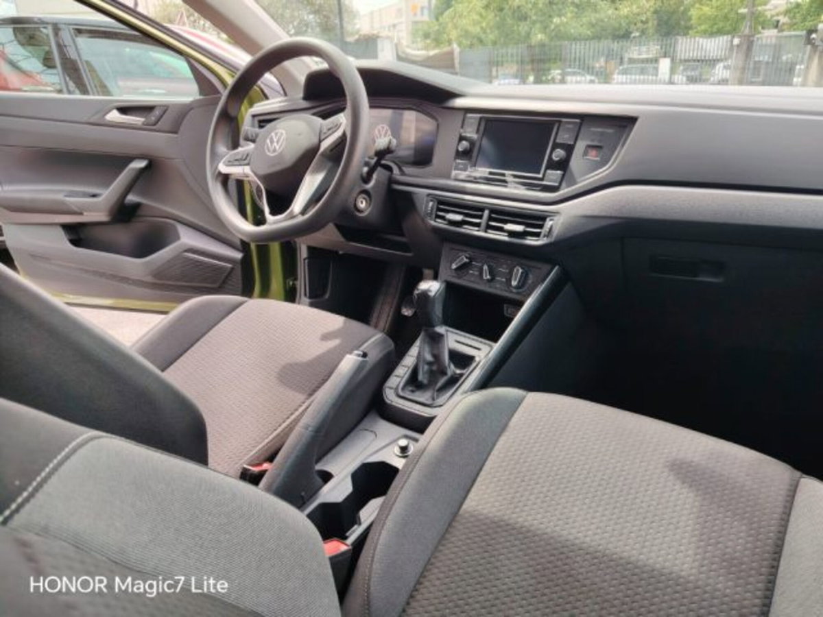 Volkswagen Taigo 1.0 tsi Life 95cv (13)