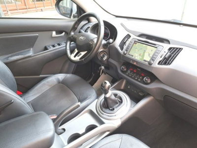 Kia Sportage 1.7 CRDI VGT 2WD high tech (8)