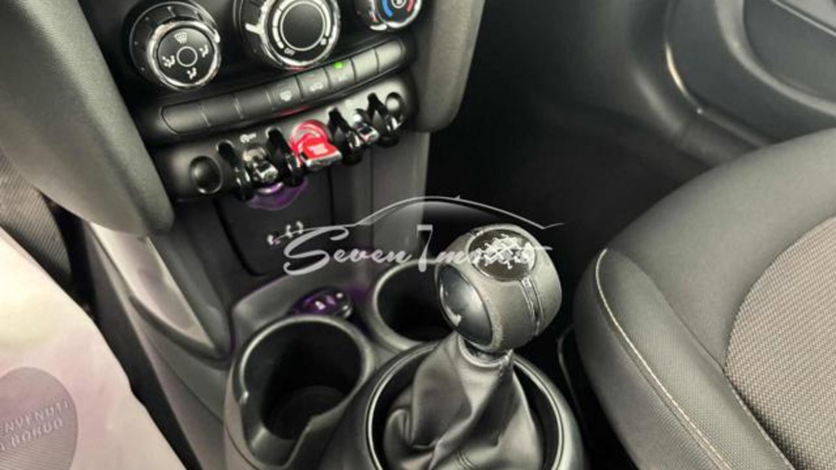 MINI Mini 1.5 Cooper D 5 porte (15)