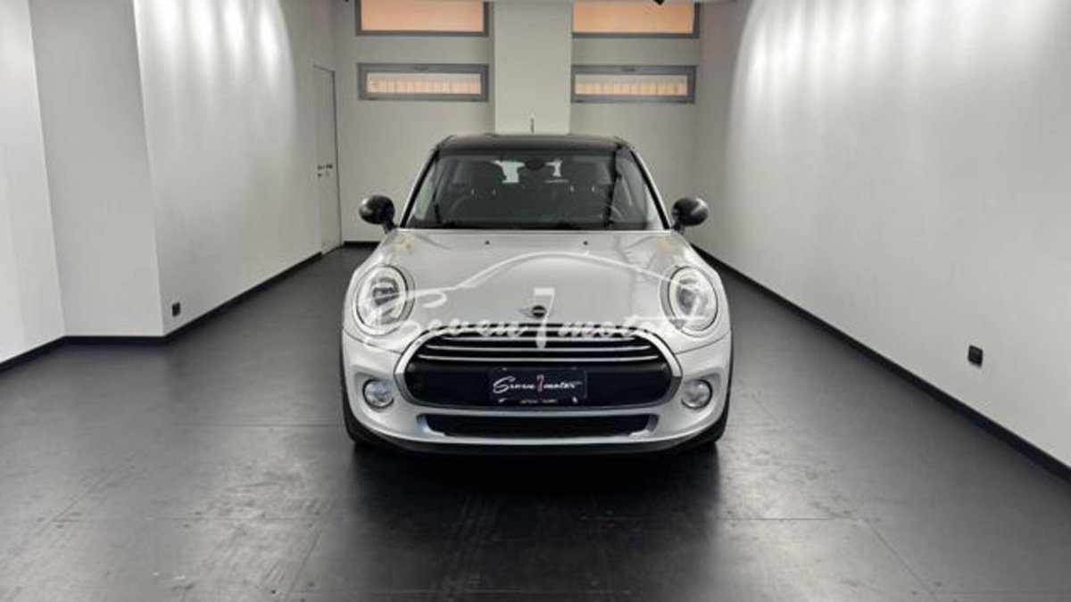 MINI Mini 1.5 Cooper D 5 porte (2)