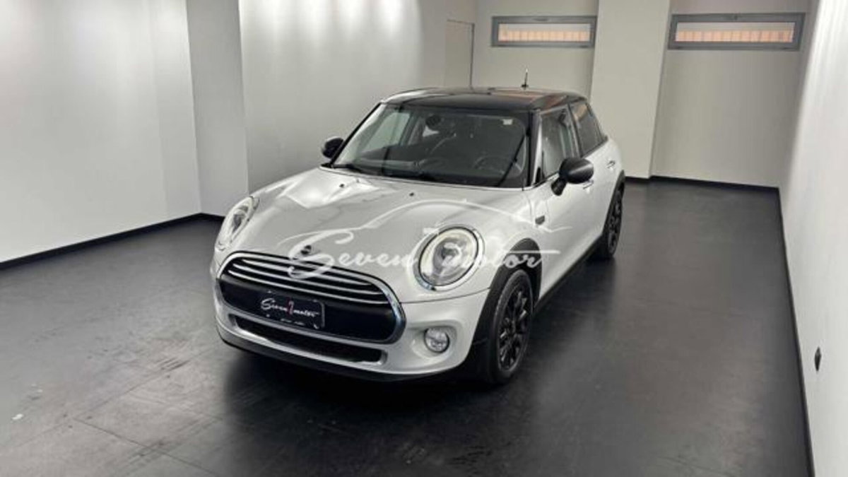 MINI Mini 1.5 Cooper D 5 porte (3)
