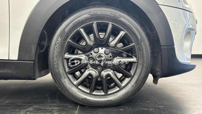 MINI Mini 1.5 Cooper D 5 porte (4)