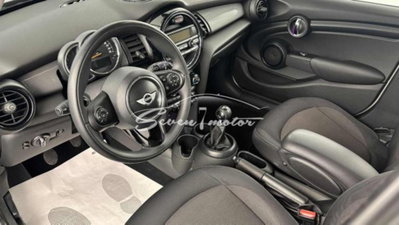 MINI Mini 1.5 Cooper D 5 porte (9)