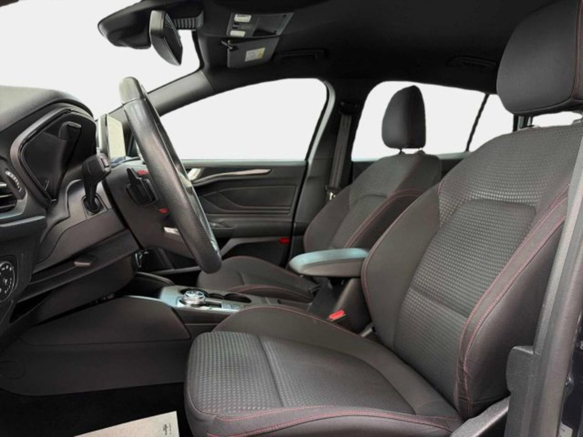 Ford Focus Station Wagon 1.5 EcoBlue 120 CV automatico SW ST-Line Co-Pilot (13)