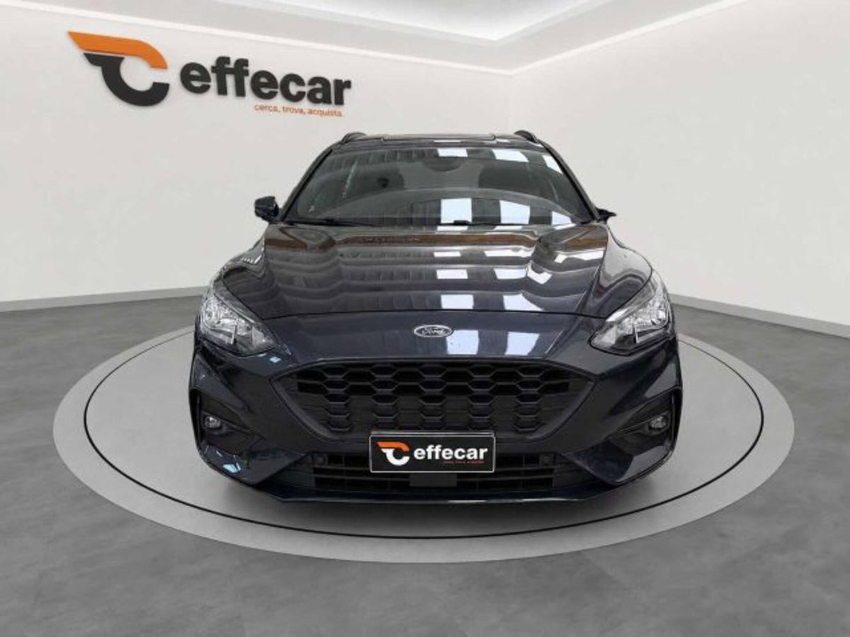 Ford Focus Station Wagon 1.5 EcoBlue 120 CV automatico SW ST-Line Co-Pilot (2)