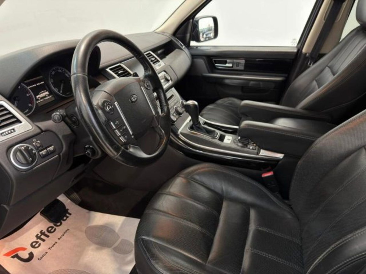 Land Rover Range Rover Sport 3.0 SDV6 HSE (7)