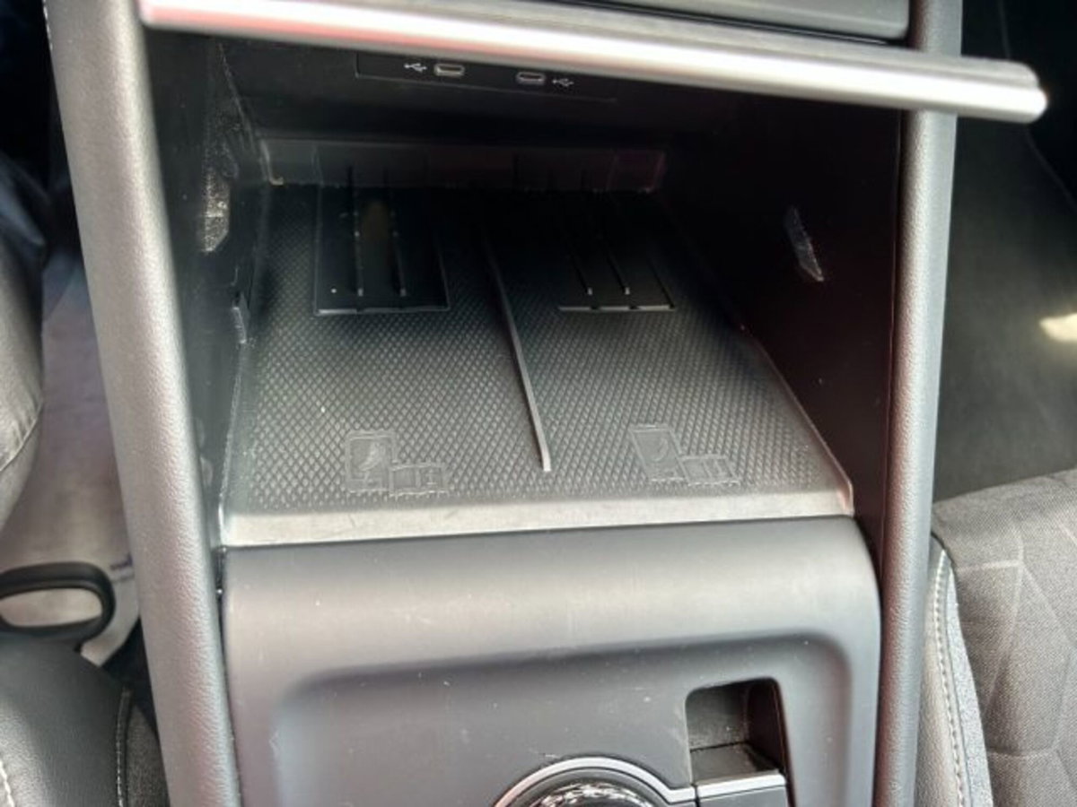Volkswagen Tiguan 2.0 tdi Edition 150cv dsg (11)