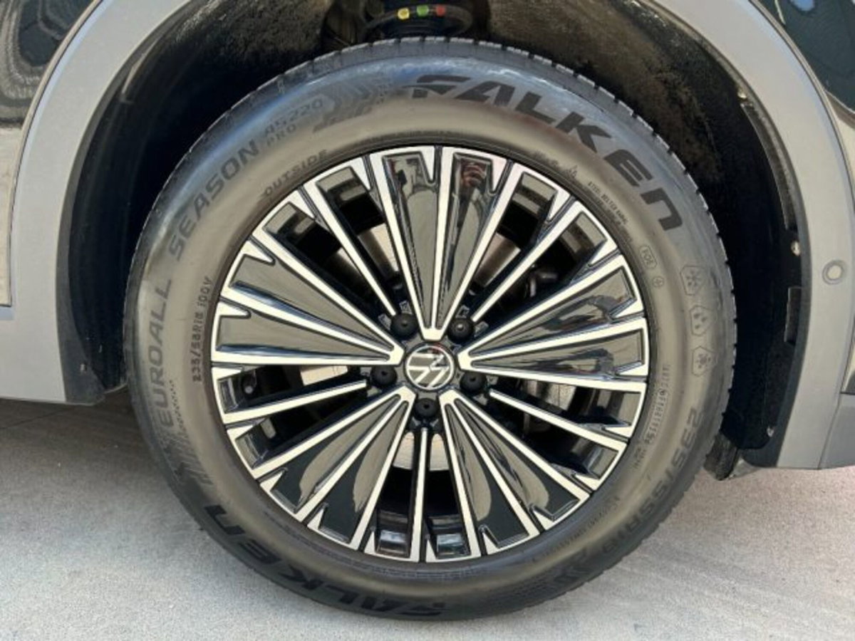Volkswagen Tiguan 2.0 tdi Edition 150cv dsg (18)
