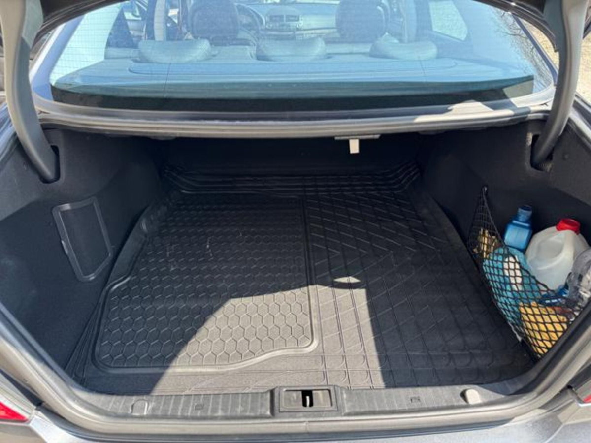 Mercedes-Benz Classe E 300 Bluetec cat Elegance (13)