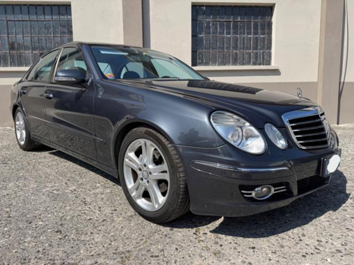 Mercedes-Benz Classe E 300 Bluetec cat Elegance (3)