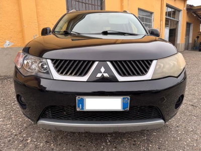 Mitsubishi Outlander 2.0 DI-D Intense DPF (2)