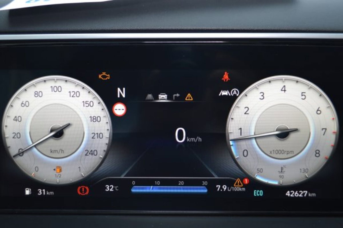 Hyundai Tucson 1.6 t-gdi 48V Xline 2wd dct (11)
