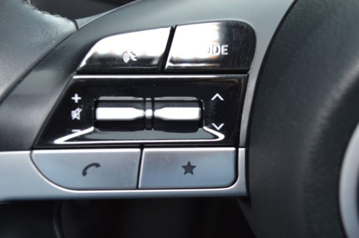 Hyundai Tucson 1.6 t-gdi 48V Xline 2wd dct (13)