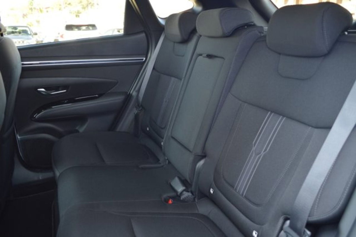 Hyundai Tucson 1.6 t-gdi 48V Xline 2wd dct (9)