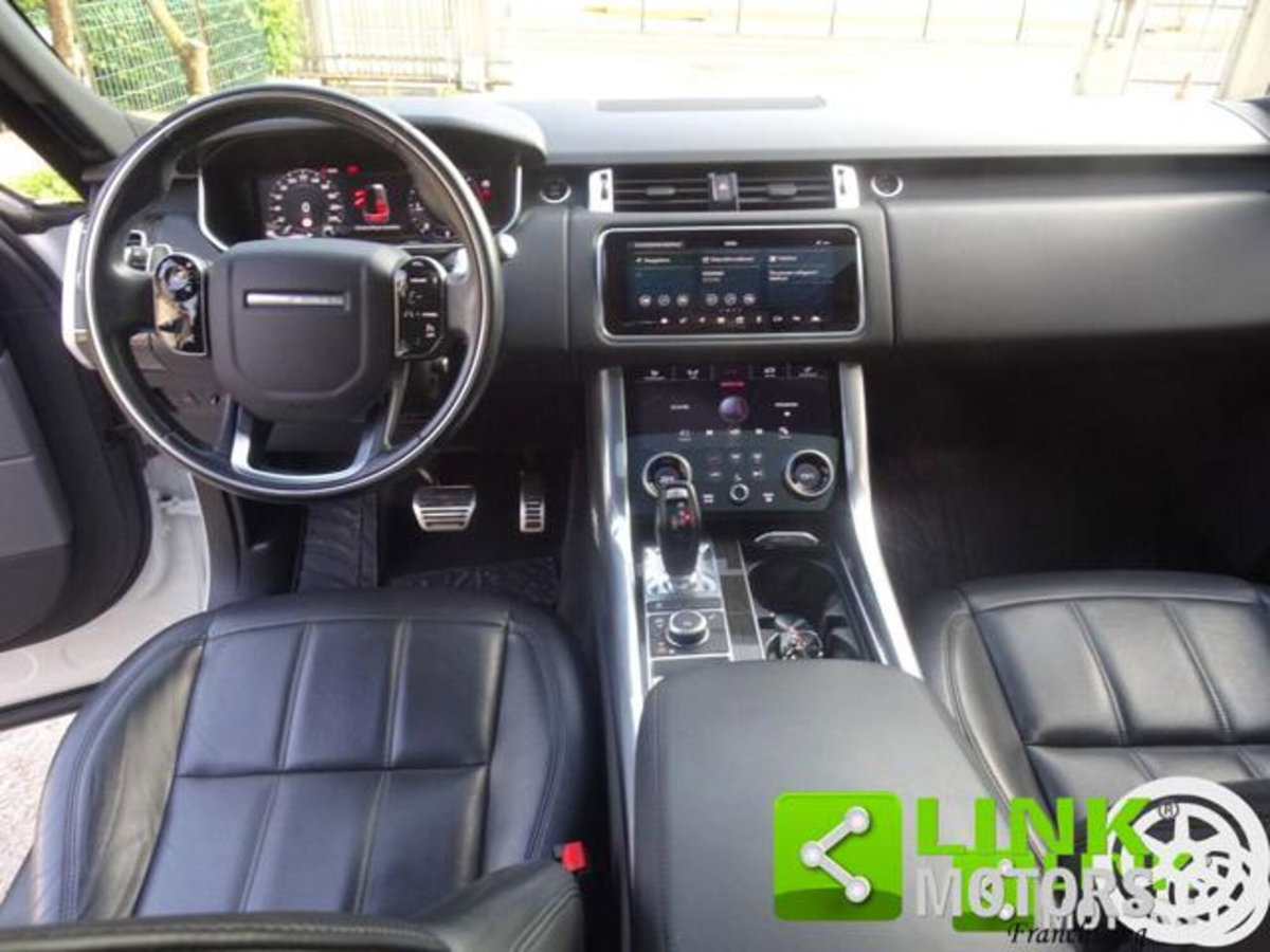 Land Rover Range Rover Sport 3.0 TDV6 HSE Dynamic (10)