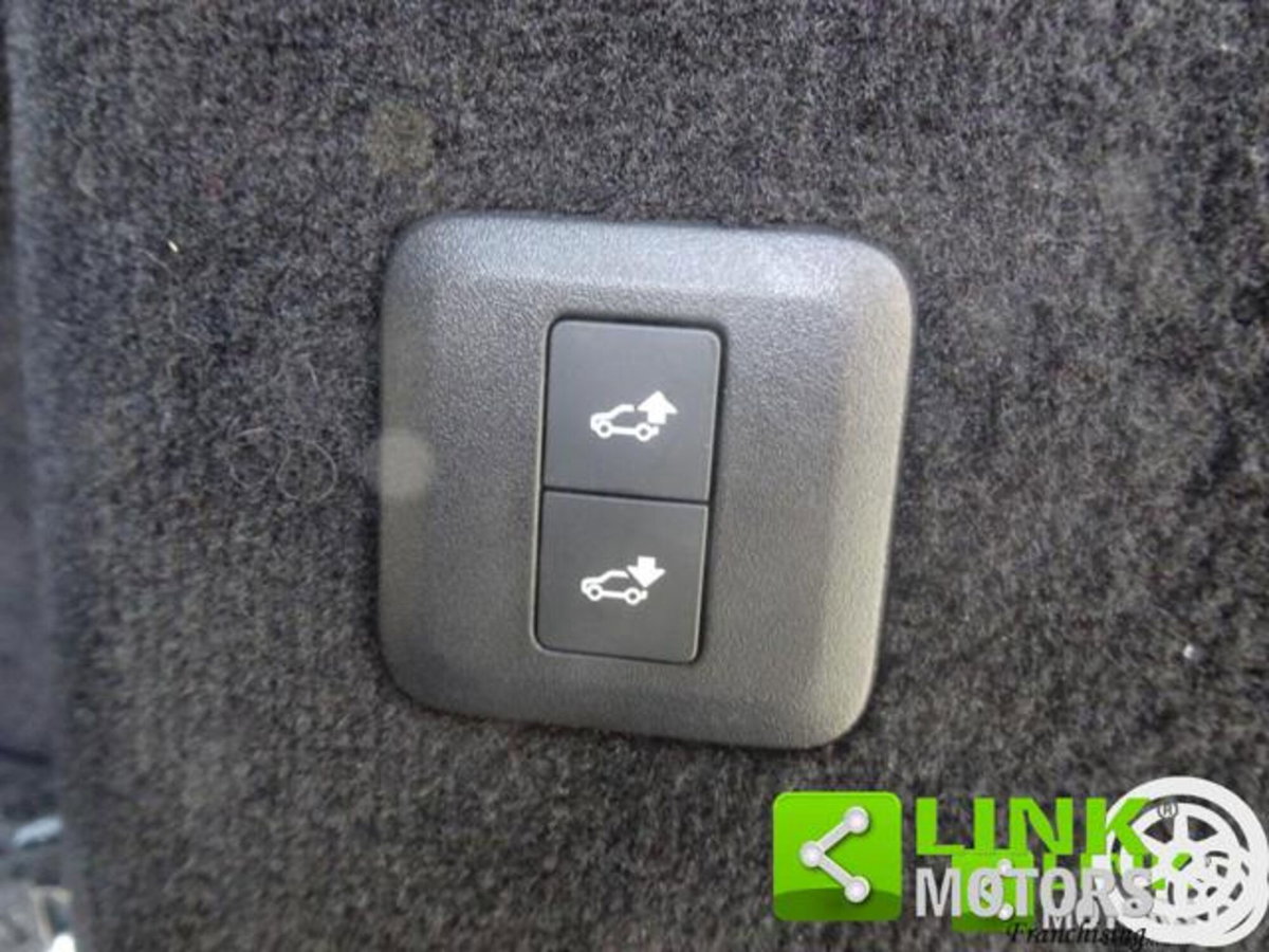 Land Rover Range Rover Sport 3.0 TDV6 HSE Dynamic (18)