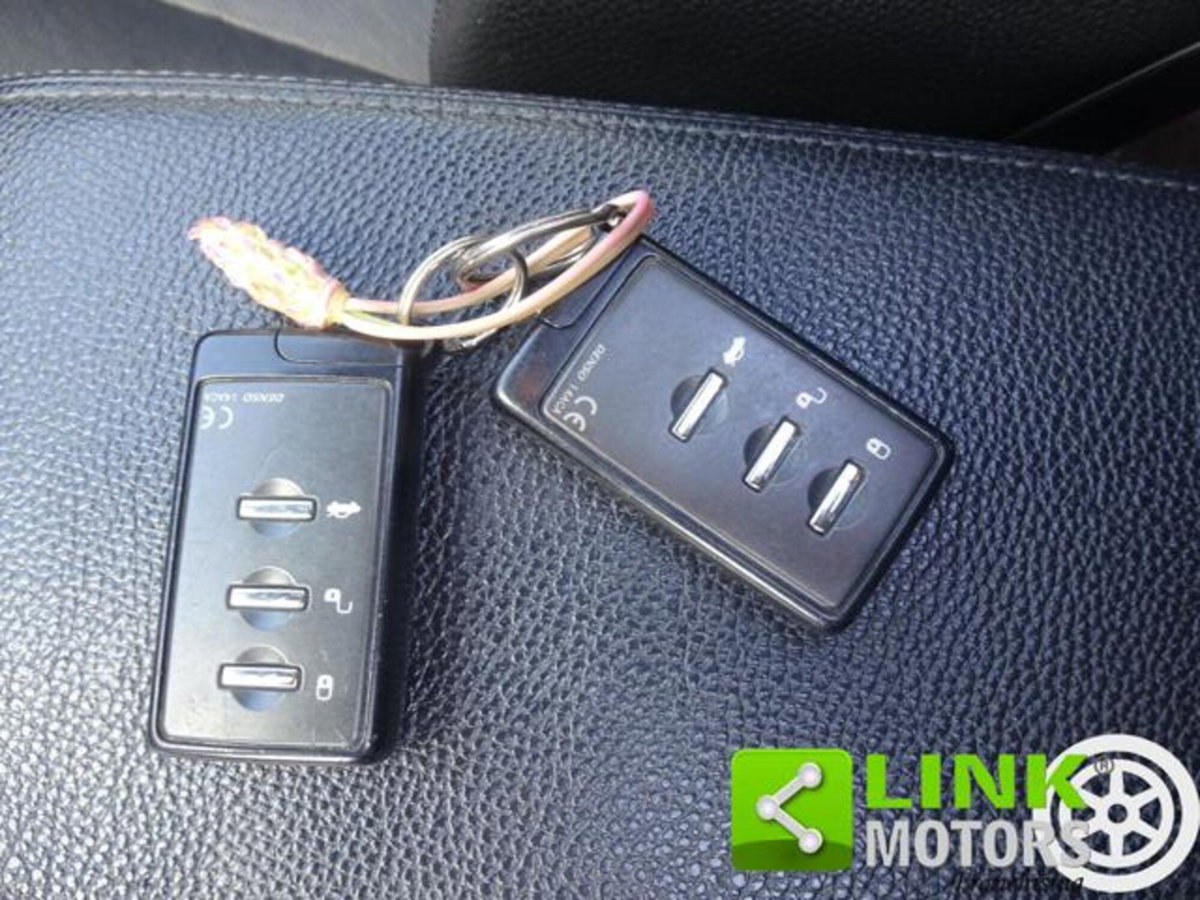 Subaru Outback 2.0D Trend Limited (17)
