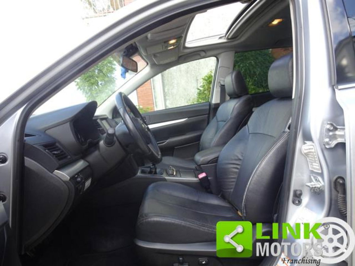 Subaru Outback 2.0D Trend Limited (20)